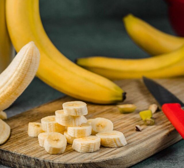 What Are the Benefits of Eating Bananas